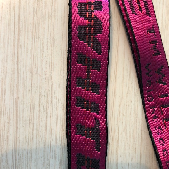 OW Lanyard and Keychain Set (magenta and black) - Picture 2 of 3